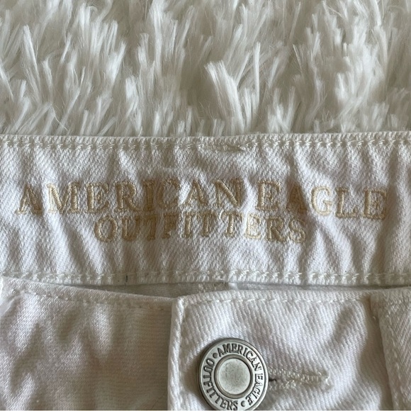 ✅HOST Pick✅ American Eagle Outfitters Cutoff Shorts, 6 - Picture 8 of 8